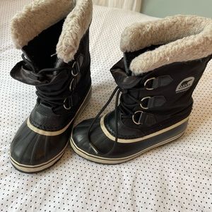 Sorel waterproof snow boots